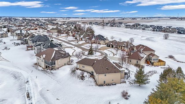 3075 Covey Run Court, Marion, IA 52302