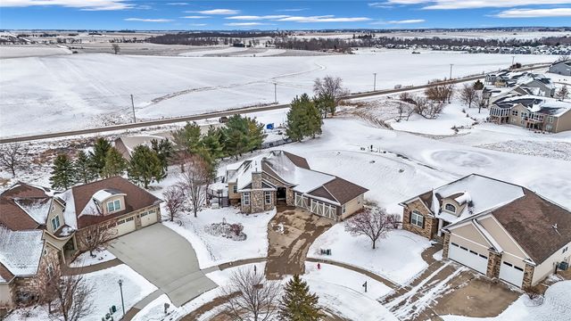 3075 Covey Run Court, Marion, IA 52302