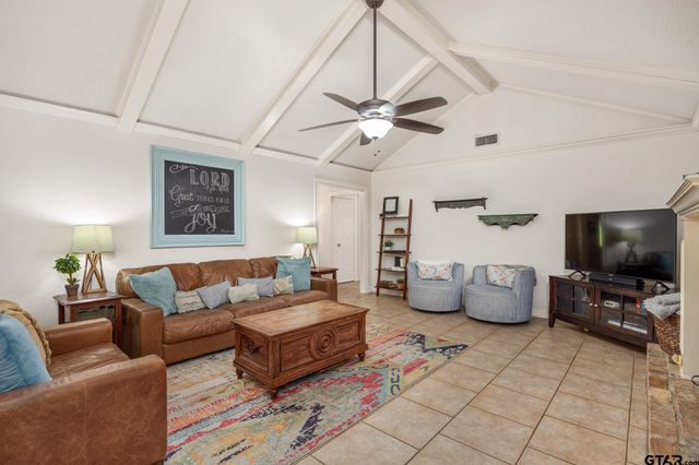 312 Savannah Drive, Tyler, TX 75703