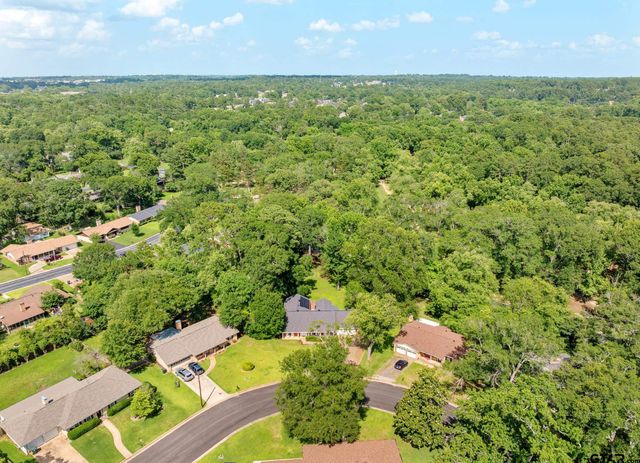 312 Savannah Drive, Tyler, TX 75703