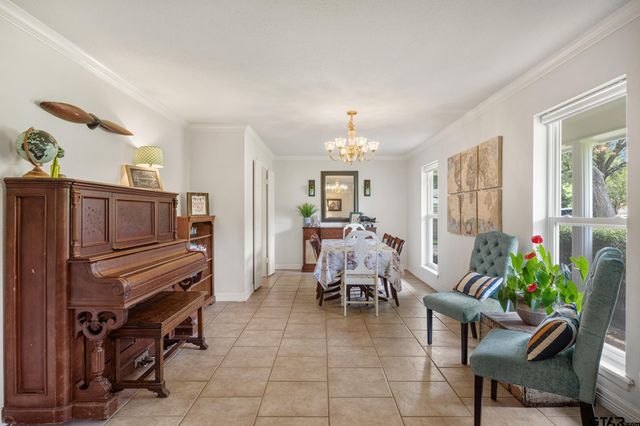 312 Savannah Drive, Tyler, TX 75703