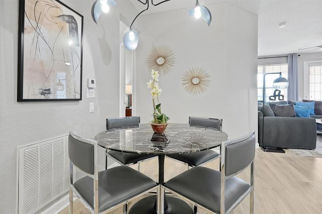 5012 SHOREWAY LOOP 20607, Orlando, FL 32819