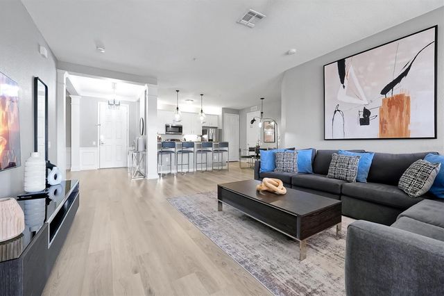 5012 SHOREWAY LOOP 20607, Orlando, FL 32819