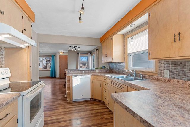 138 HAZEL STREET, Neenah, WI 54956