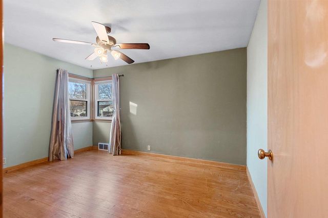 138 HAZEL STREET, Neenah, WI 54956