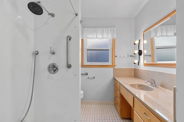 138 HAZEL STREET, Neenah, WI 54956