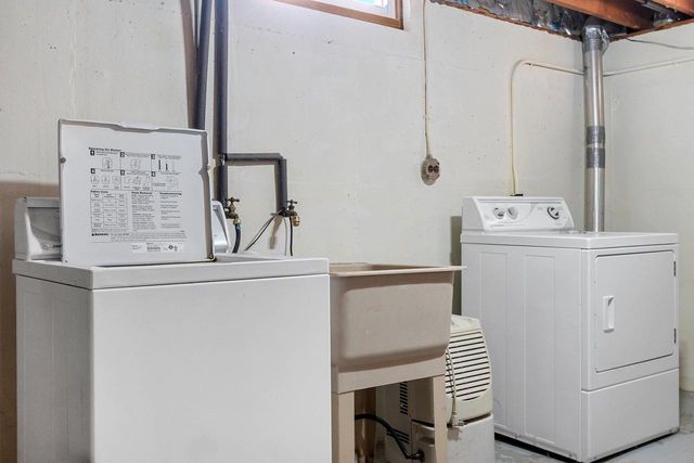 138 HAZEL STREET, Neenah, WI 54956