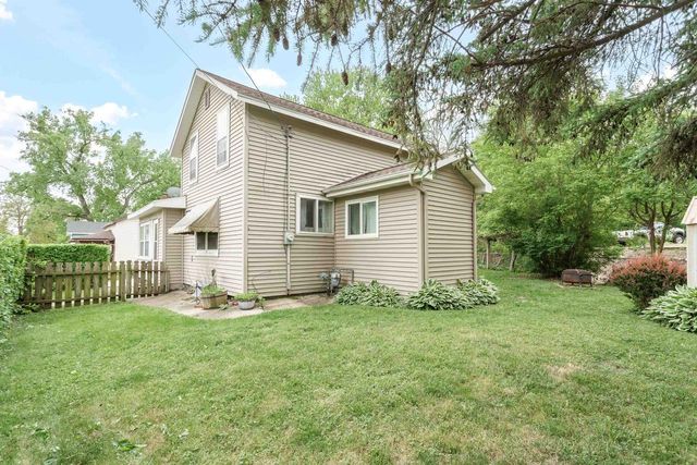 320 S Pearl Street, Janesville, WI 53548