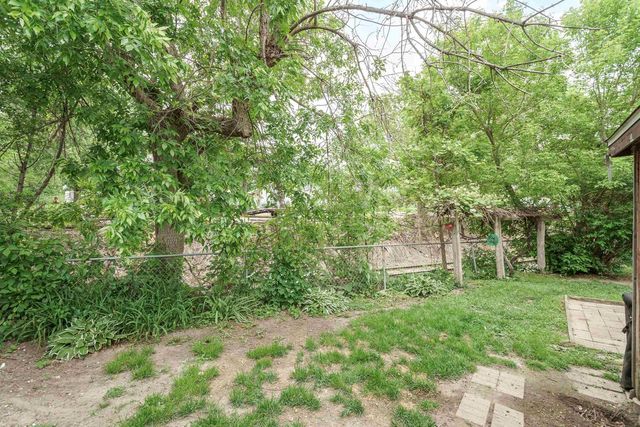 320 S Pearl Street, Janesville, WI 53548