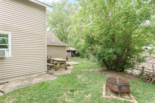 320 S Pearl Street, Janesville, WI 53548