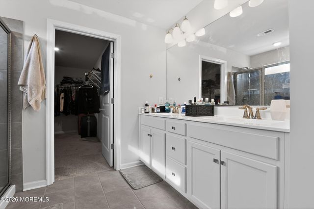 171 Bradshaw Drive, Manahawkin, NJ 08050