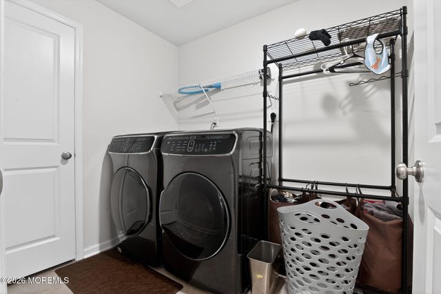 171 Bradshaw Drive, Manahawkin, NJ 08050