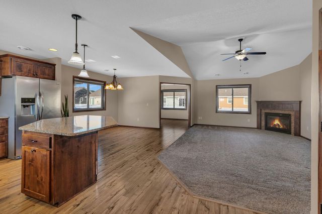 144 Glenview Loop, Saint Cloud, MN 56303