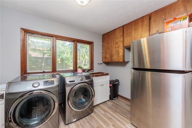 20050 Idlewood Trail, Strongsville, OH 44149