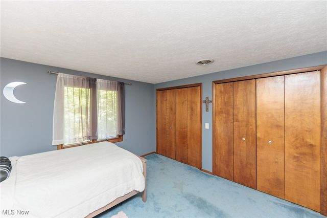 20050 Idlewood Trail, Strongsville, OH 44149