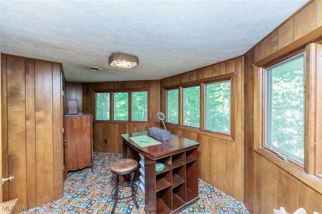 20050 Idlewood Trail, Strongsville, OH 44149