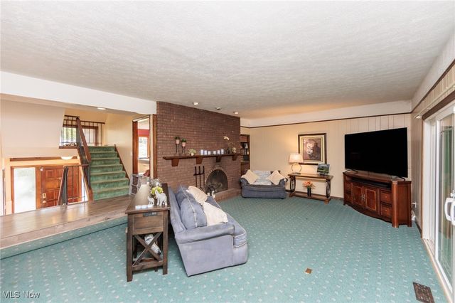 20050 Idlewood Trail, Strongsville, OH 44149