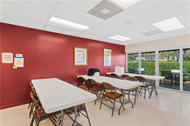 66 Woodland Drive 204, Vero Beach, FL 32962