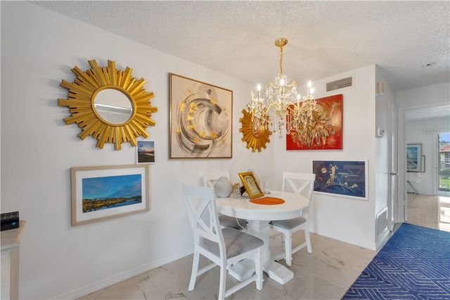 66 Woodland Drive 204, Vero Beach, FL 32962