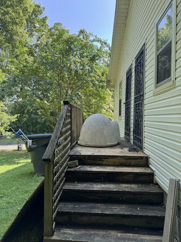 1831 S Main St, Columbia, TN 38401