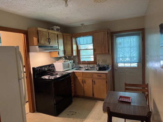 1831 S Main St, Columbia, TN 38401