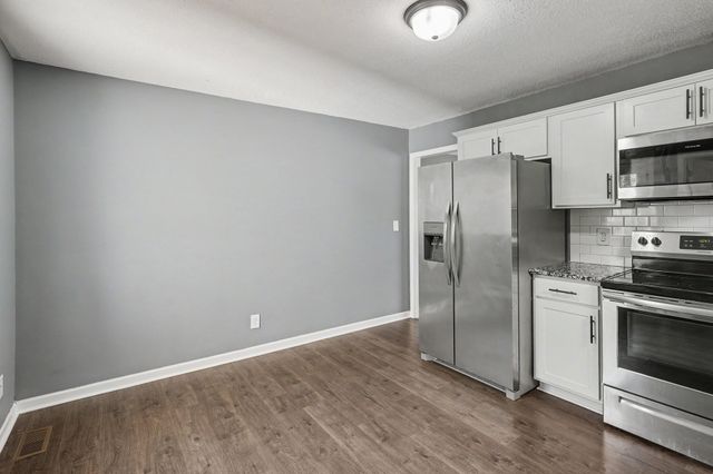 2650 Cummings Cir, Clarksville, TN 37042