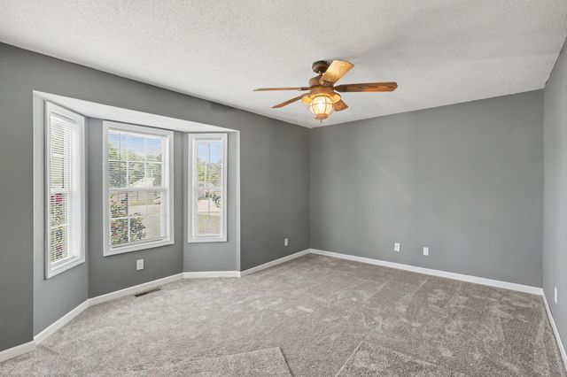 2650 Cummings Cir, Clarksville, TN 37042