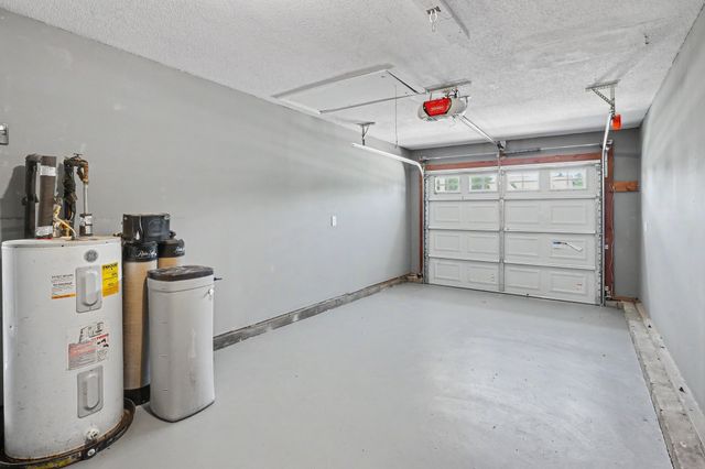2650 Cummings Cir, Clarksville, TN 37042