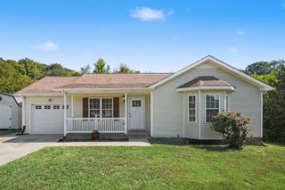 2650 Cummings Cir, Clarksville, TN 37042