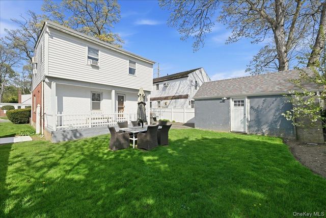 450 Linden Street, West Hempstead, NY 11552
