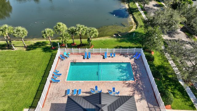 7865 15th Lane, Vero Beach, FL 32966