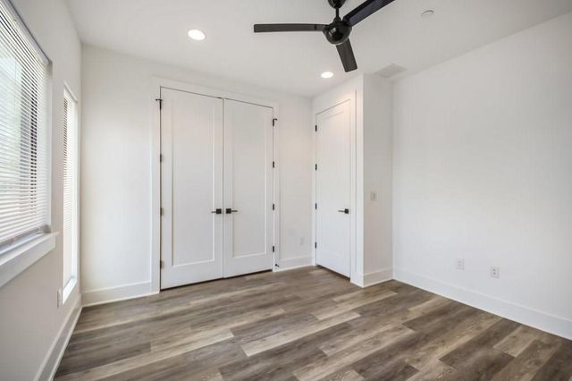 607 W Saint Johns Ave 2, Austin, TX 78752