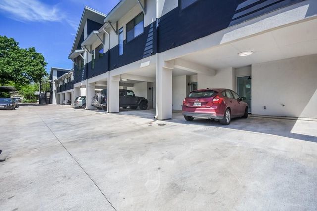 607 W Saint Johns Ave 2, Austin, TX 78752