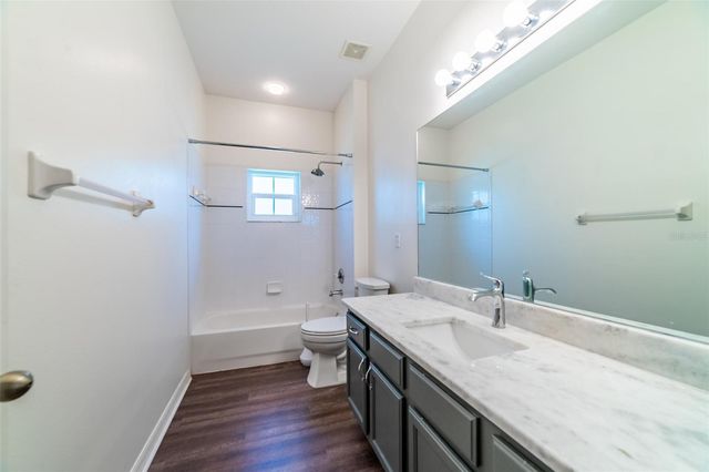 10420 MULLIGAN COURT, Tampa, FL 33647