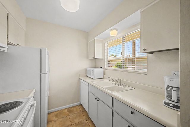 4620 N 68th Street 176, Scottsdale, AZ 85251