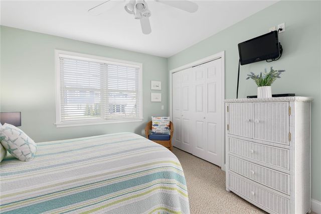 18 STARFISH Drive, Narragansett, RI 02882