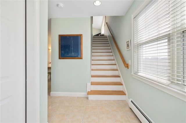 18 STARFISH Drive, Narragansett, RI 02882