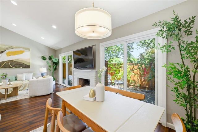 20052 Northcrest Square, Cupertino, CA 95014