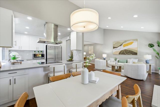 20052 Northcrest Square, Cupertino, CA 95014