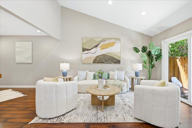 20052 Northcrest Square, Cupertino, CA 95014