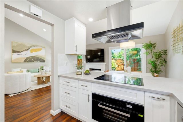 20052 Northcrest Square, Cupertino, CA 95014