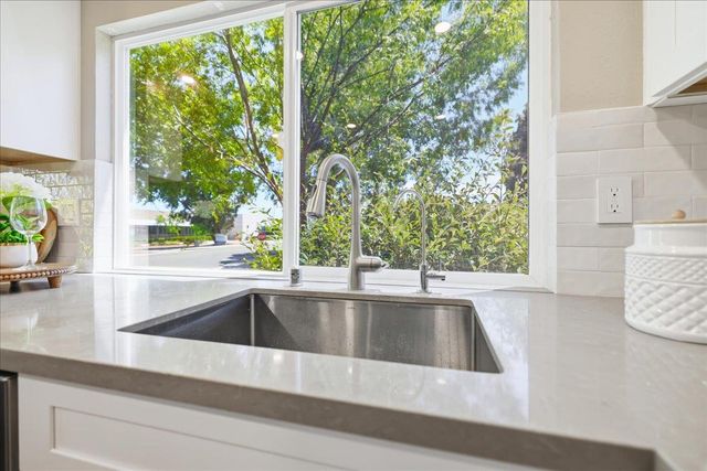 20052 Northcrest Square, Cupertino, CA 95014
