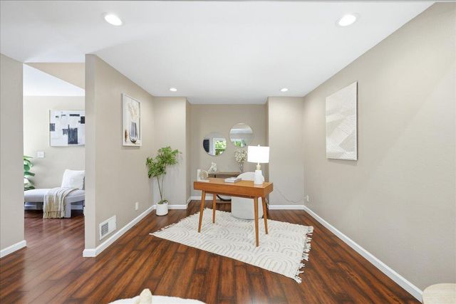 20052 Northcrest Square, Cupertino, CA 95014