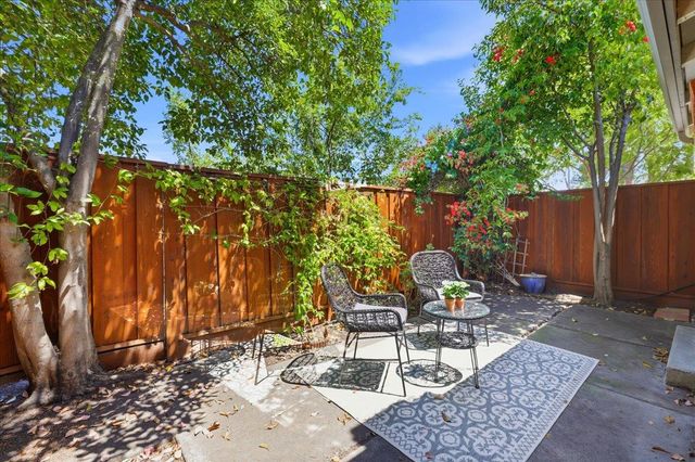 20052 Northcrest Square, Cupertino, CA 95014