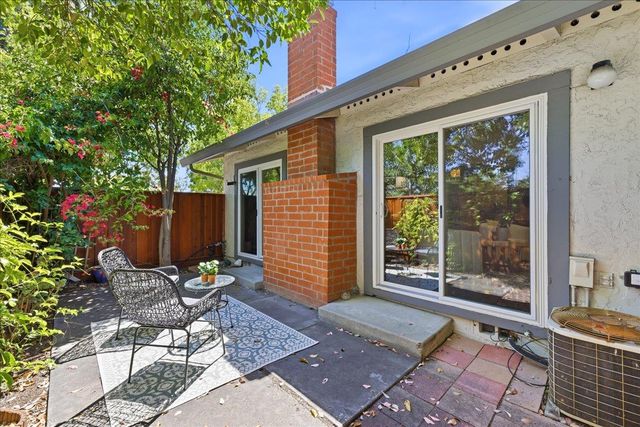20052 Northcrest Square, Cupertino, CA 95014