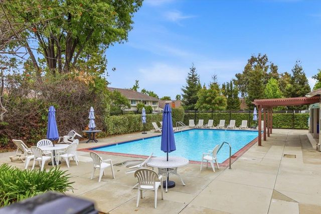 20052 Northcrest Square, Cupertino, CA 95014