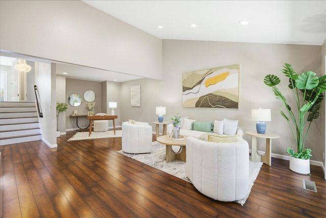 20052 Northcrest Square, Cupertino, CA 95014