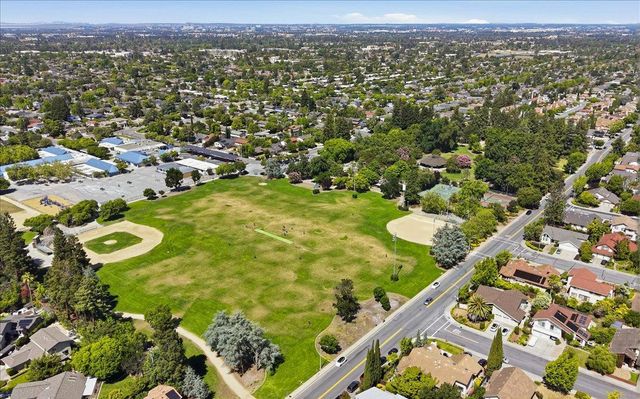 20052 Northcrest Square, Cupertino, CA 95014