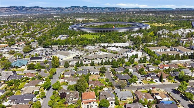 20052 Northcrest Square, Cupertino, CA 95014