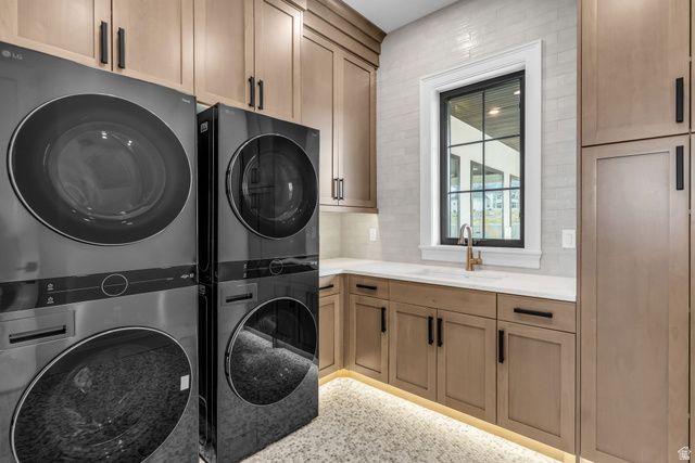 1298 S 1090 E, Salem, UT 84653